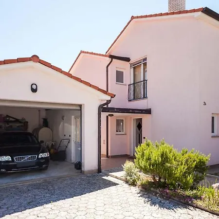 Vila Nova *